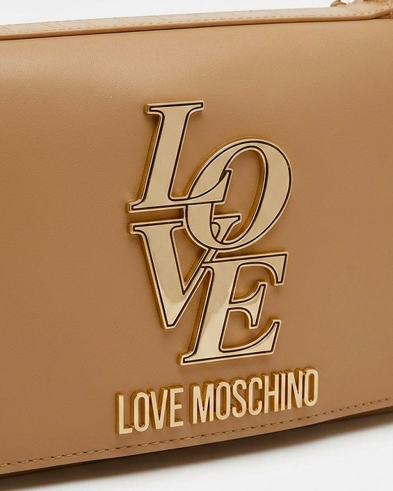 Borsa a spalla Love Moschino color taupe con logo frontale dorato e tracolla regolabile-logo.