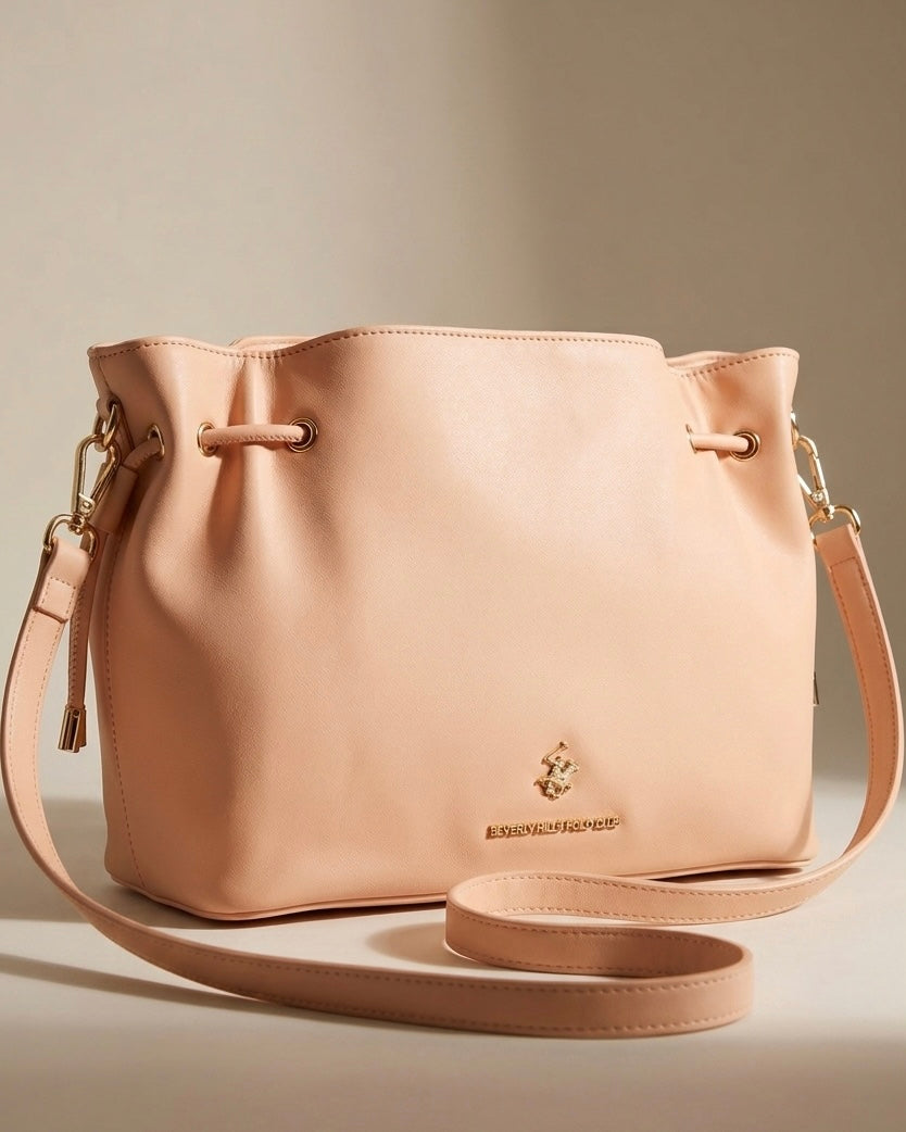 Borsa a tracolla Beverly Hills Polo Club rosa pesca con dettaglio coulisse, finiture e logo dorati - Buttò Calzature.