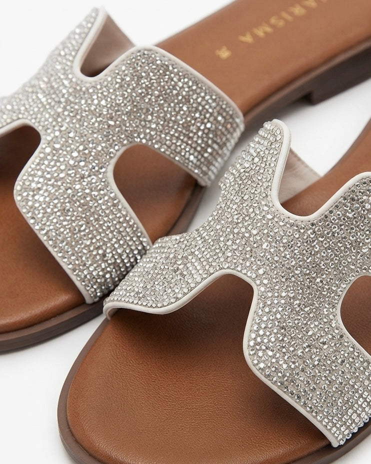 Ciabattine basse bianche e cuoio con fascia a H tempestata di strass argentati brillanti - Buttò Calzature - dettaglio.
