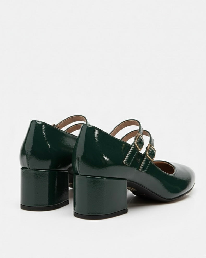 Scarpe Mary Jane in vernice verde bosco con tacco largo medio e doppio cinturino incrociato con fibbie dorate - retro tacco.