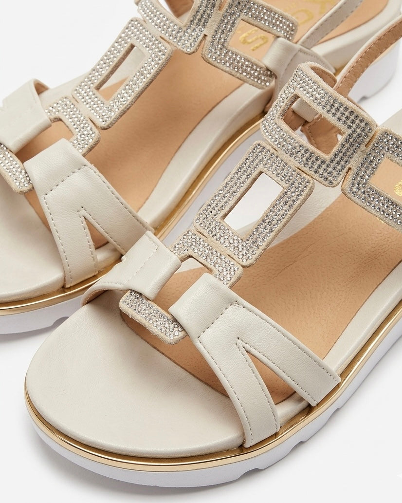 Sandali Keys donna beige con fasce geometriche ricoperte di strass argento e profili laminati oro - Buttò Calzature - dettaglio.