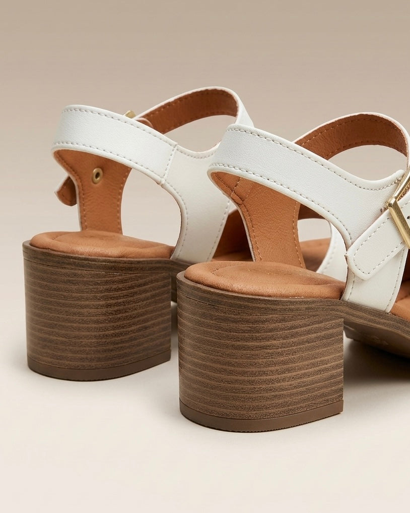 Sandali bianchi con tacco medio largo senza plateau, fascia singola liscia sul davanti e cinturino alla caviglia - Buttò Calzature - retro.